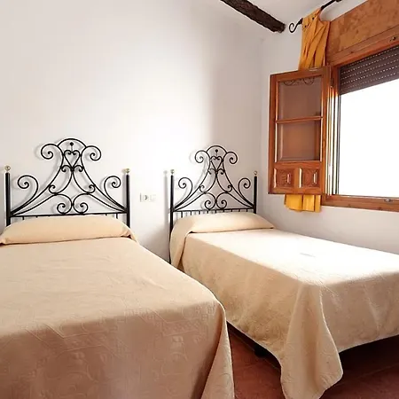 El Canuelo Aparthotel Monturque