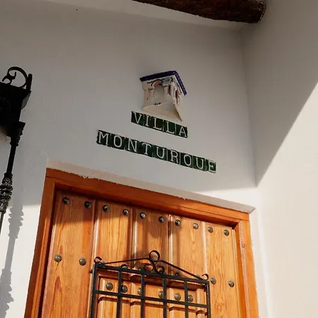 Aparthotel El Canuelo Monturque